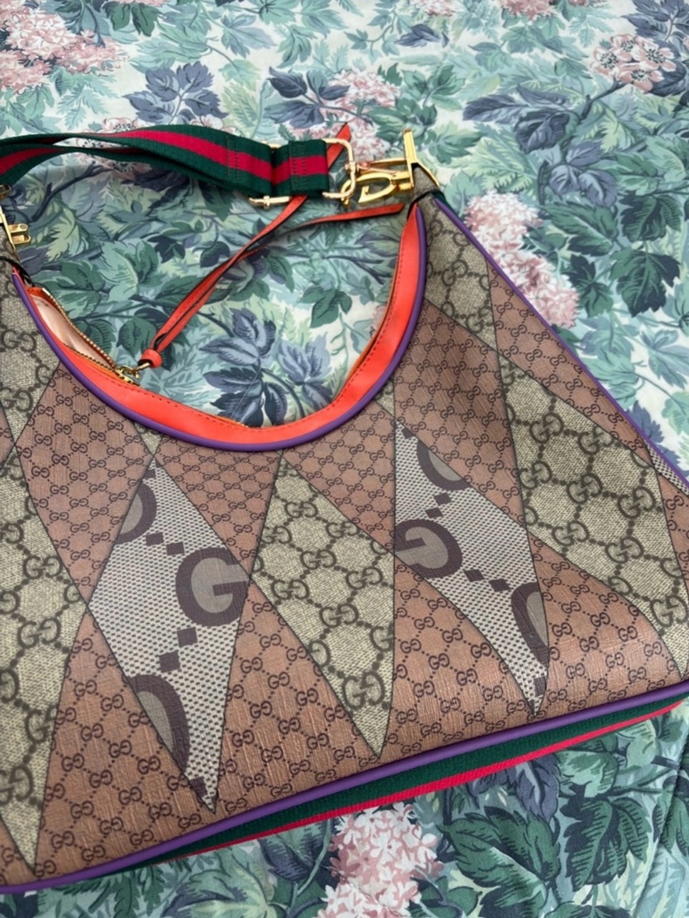 GG Canvas Tote with Multicolor Trim and Web Strap - Picture 2 of 5